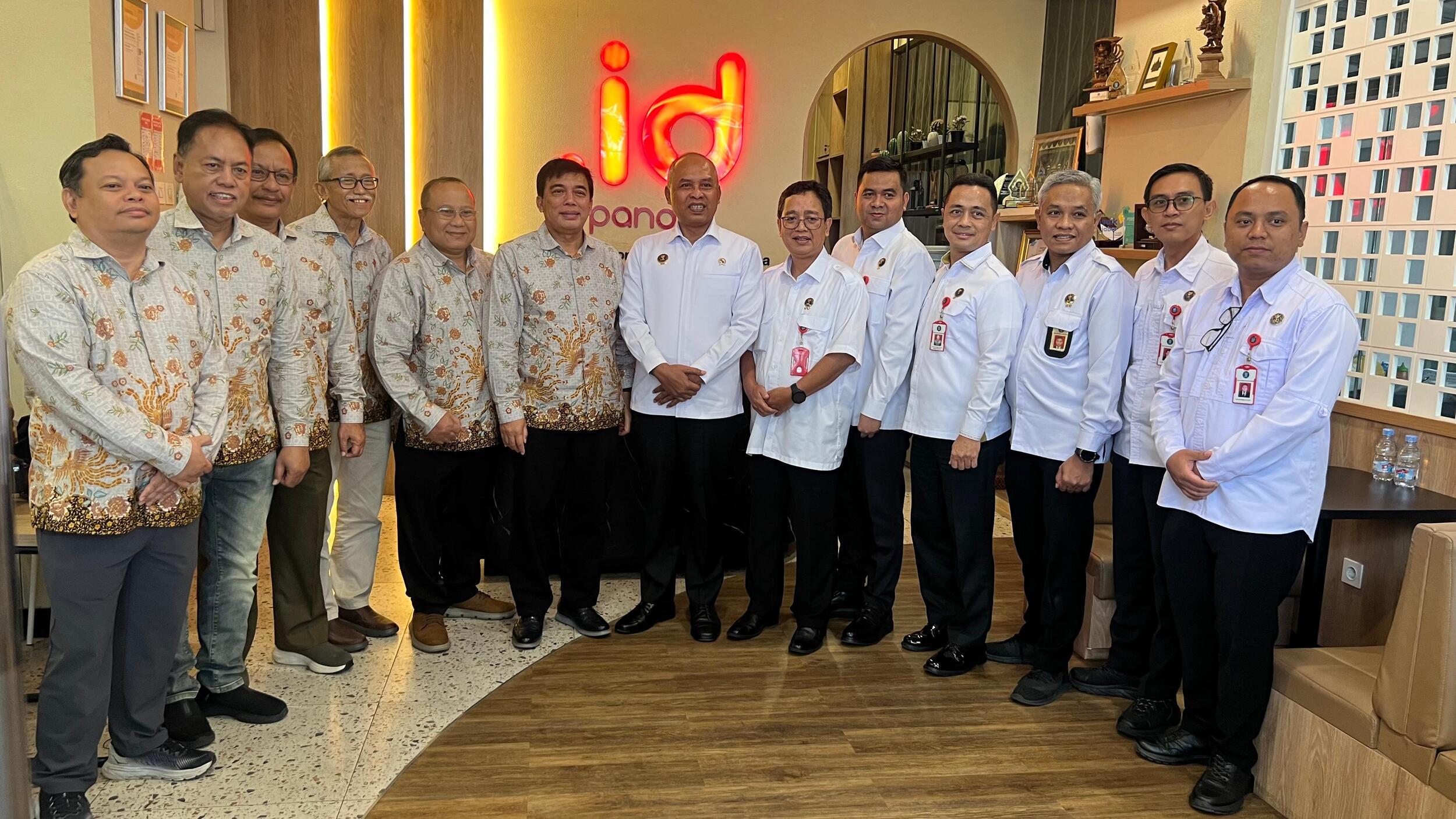 Kepala BSSN Kunjungi PANDI, Langkah Nyata Perkuat Kolaborasi Keamanan Internet Nasional